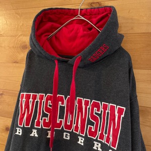 【STADIUM】カレッジ スウェット パーカー フーディ WISCONSIN BADGERS ウィスコンシン大学 M 刺繍 ロゴ フットボール US古着