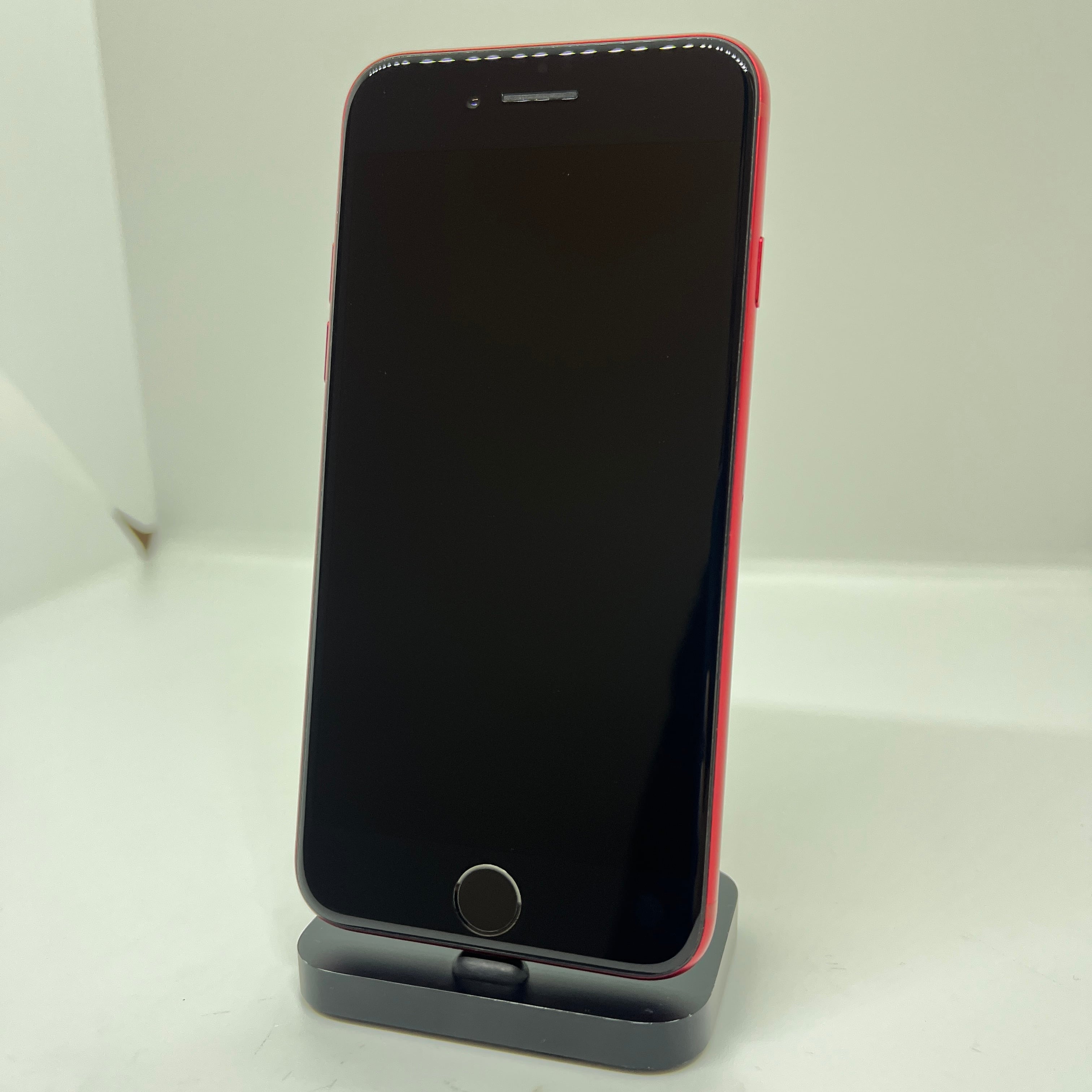 バッテリー最大容量100％】iPhoneSE3 64GB レッド【SIMロック解除済み