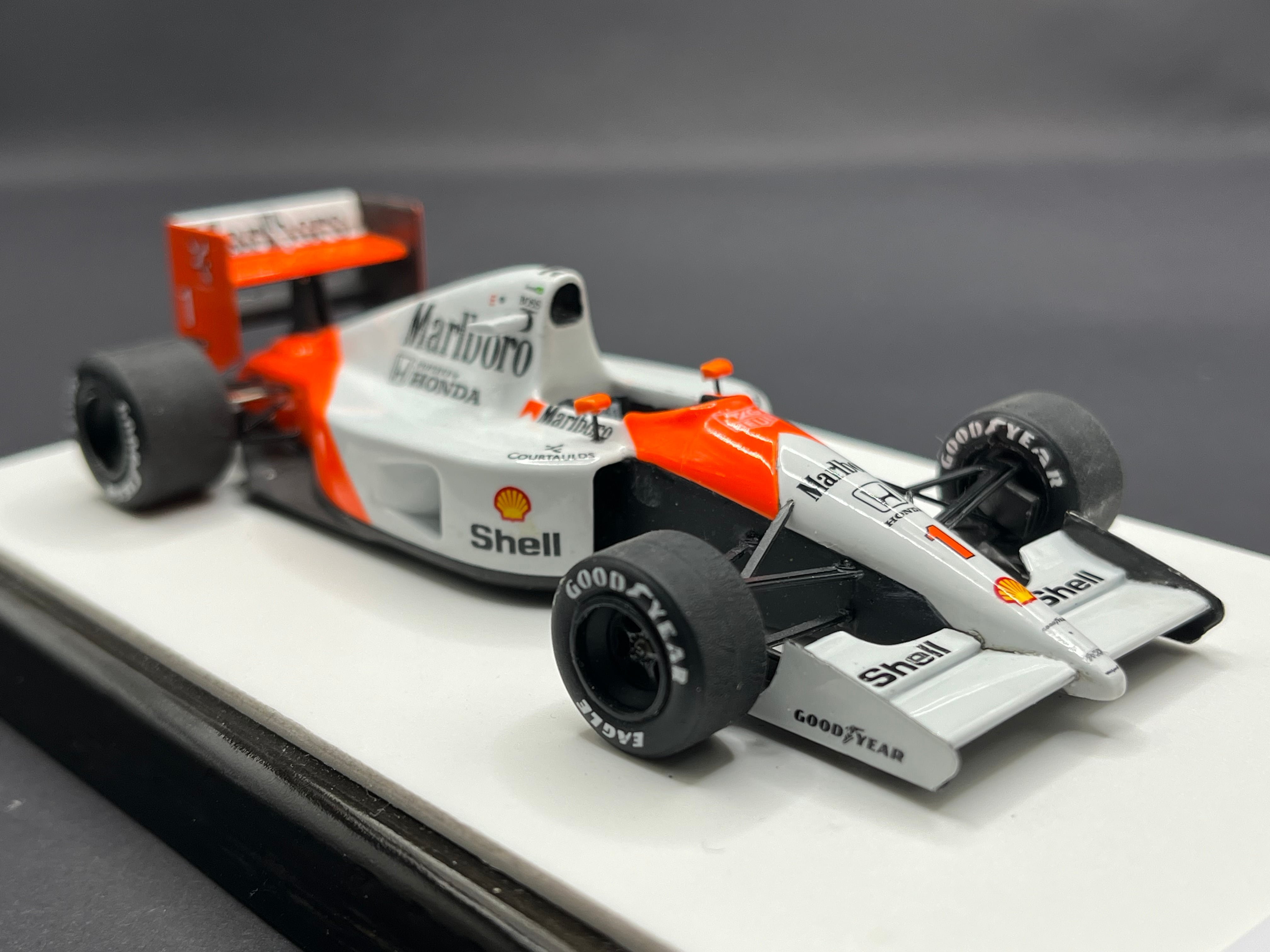 タメオ マクラーレンホンダMP4/6 完成品 1/43 1/43 Tameo マクラーレンホンダMP4/6 ［43コレクション］ | Ken-1