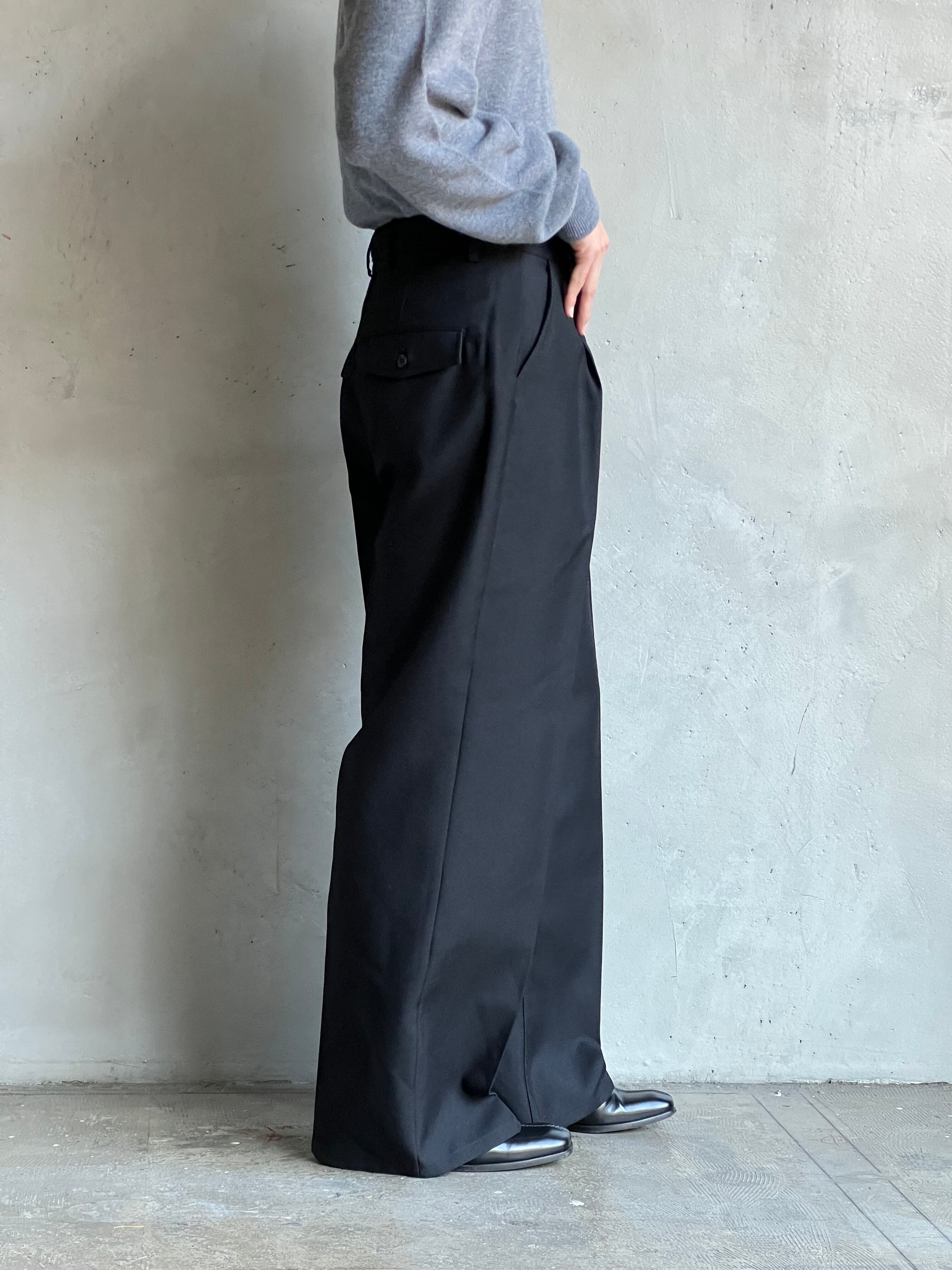 GEN IZAWA / One tuck wide slacks 