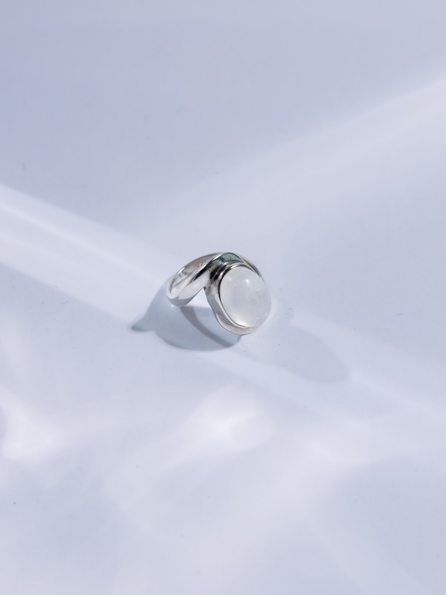 Vintage sterling silver designer's moon stone modern ring