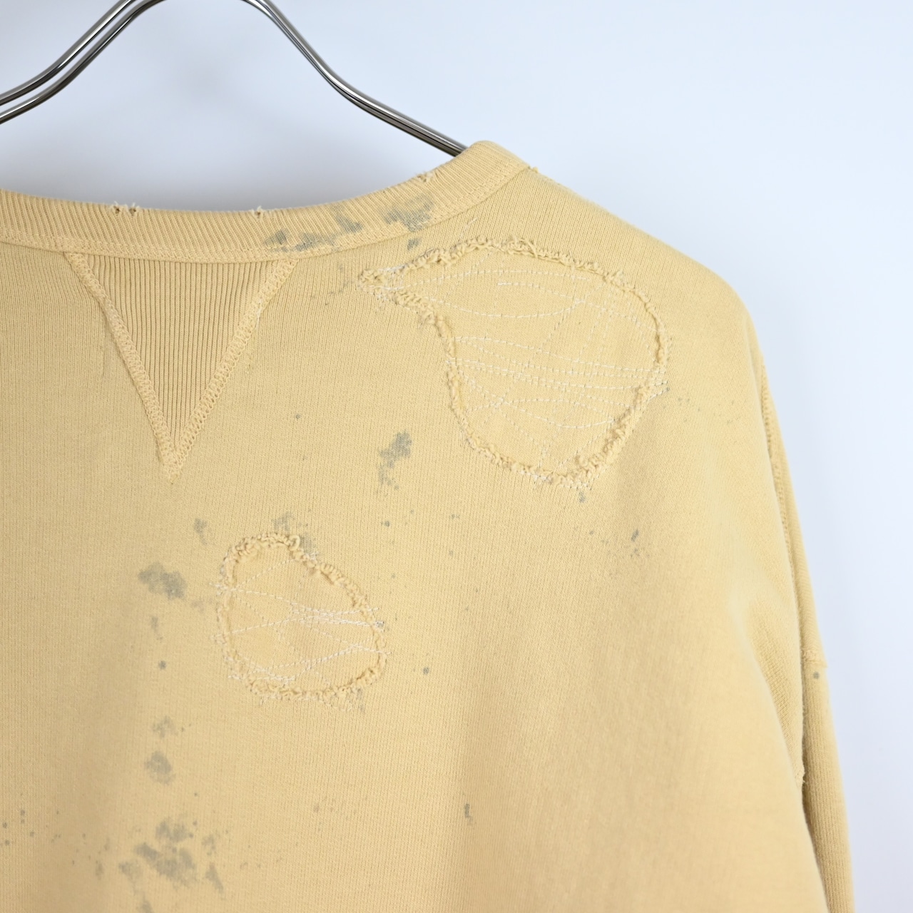 BOWWOW / REPAIRED FADED DOUBLE V SWEATSHIRT