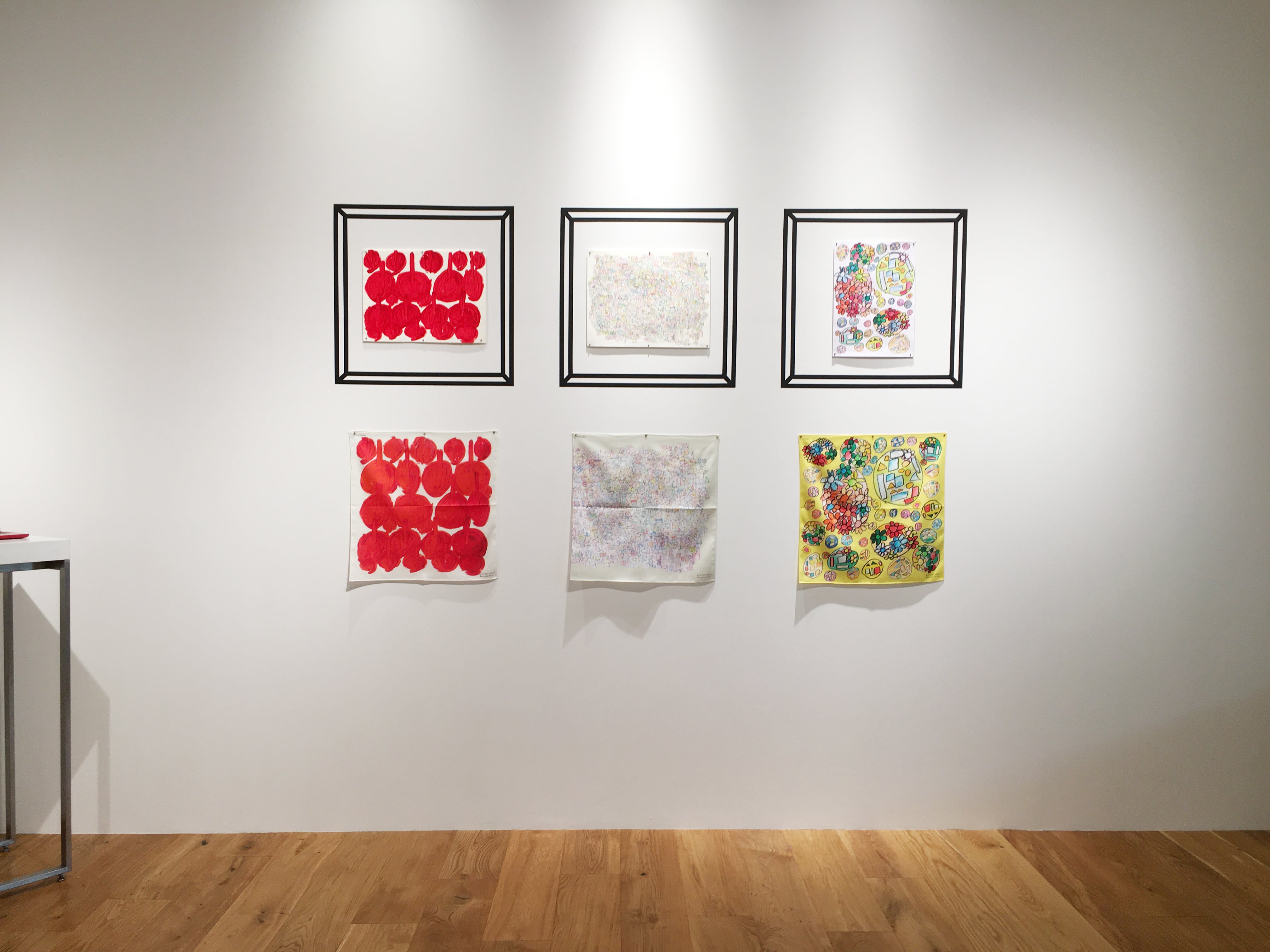 ハンカチになるアート【Square world】「りんご」／ダブディビ