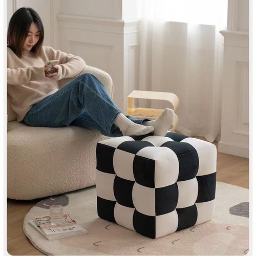 スツール チェス盤 ロースツール ソファスツール 椅子 小型スツール クリエイティブ リビングルーム 家庭用 軽量 玄関 リビング