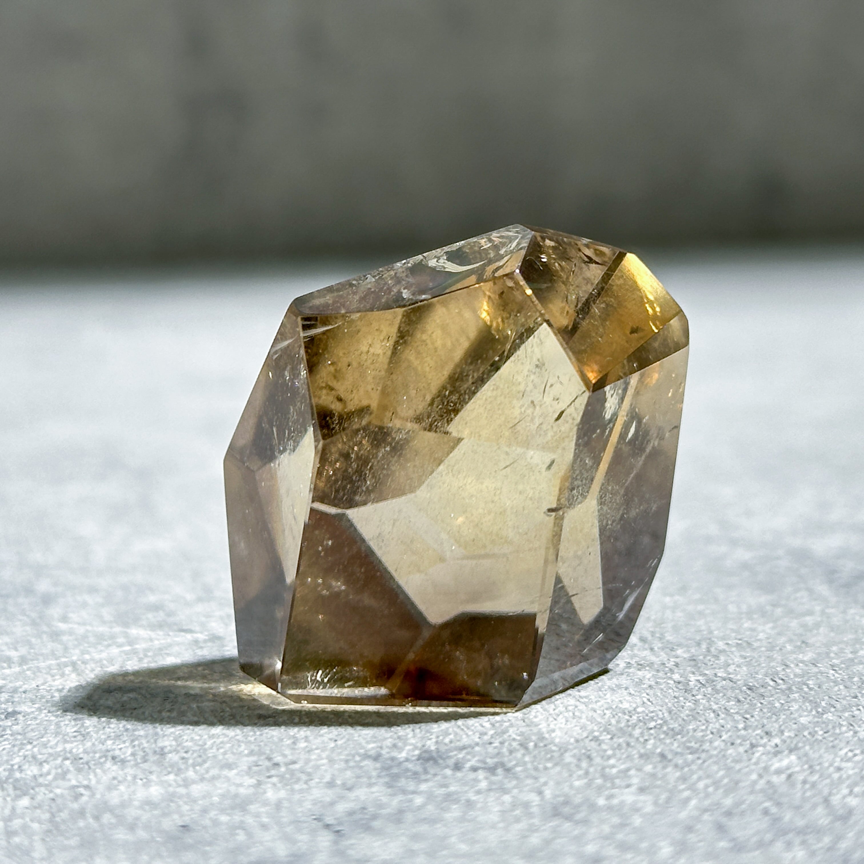 ファントム・透明感◎シトリン（黄水晶） フリーフォーム14◇ Citrine