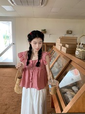 フレンチスリーブチェックブラウス D1324