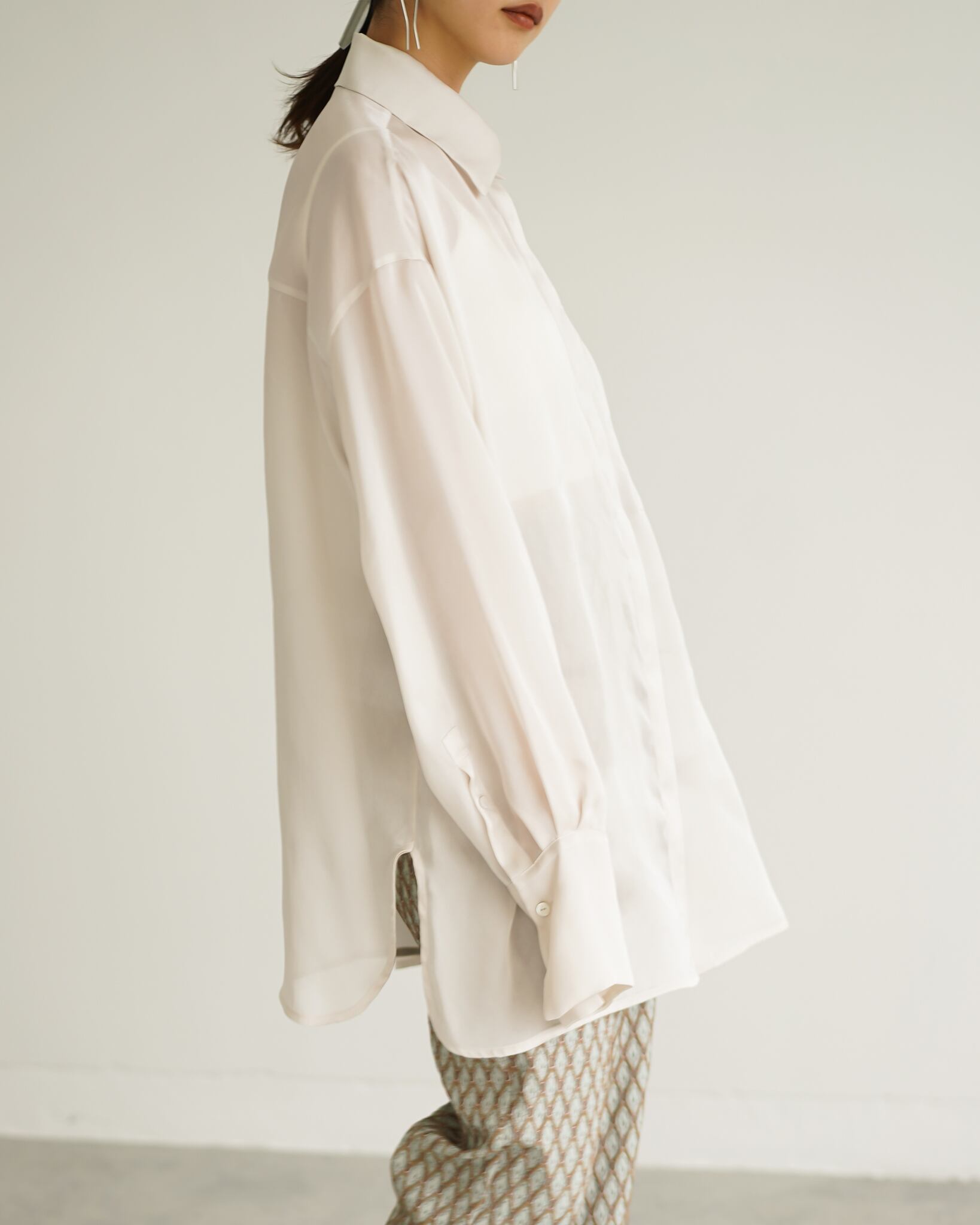 ブラウス TODAYFUL22秋新作オーガンジーポケットシャツ未使用 M3Bdg