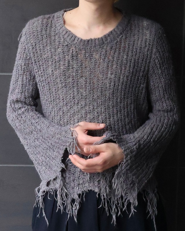destroy detail knit