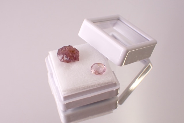 【原石セット】スピネル　0.86ct/4.61ct　[D3-100]