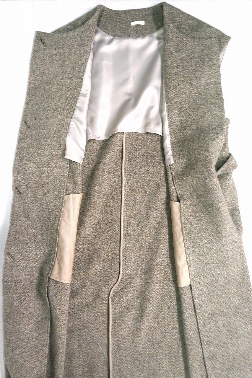 British Herringbone Sleeveless Coat