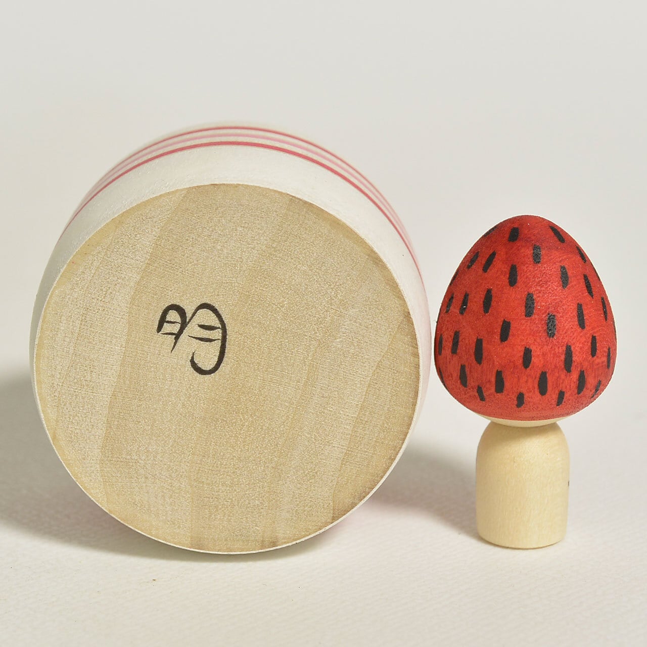 いちごケーキちゃんえじここけし 約1.5寸 約4.5cm 鈴木明 工人（作並系