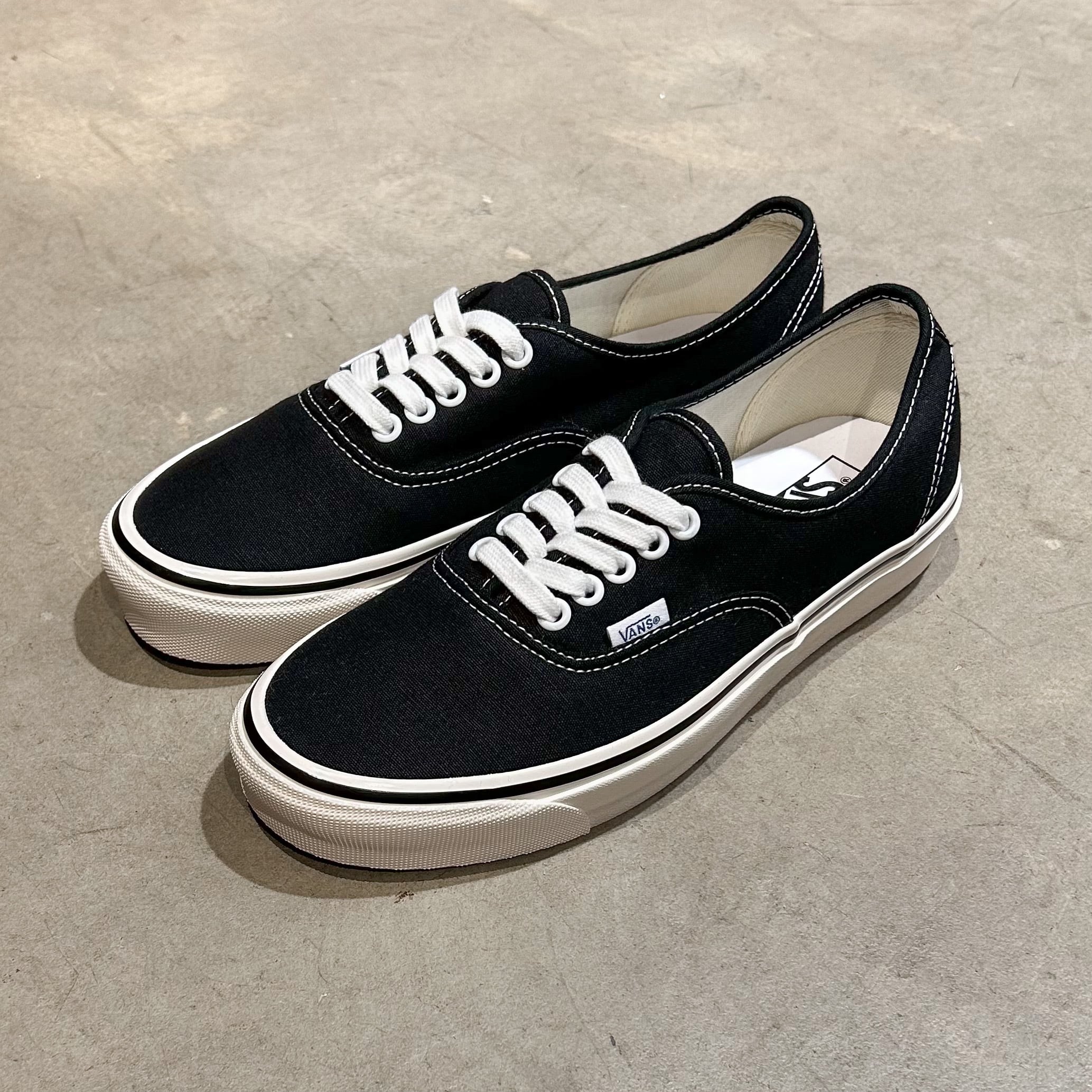 【新品】VANS/Authentic 44 DXブラックレザーバージョン