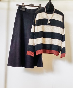 ボーダータートルニット