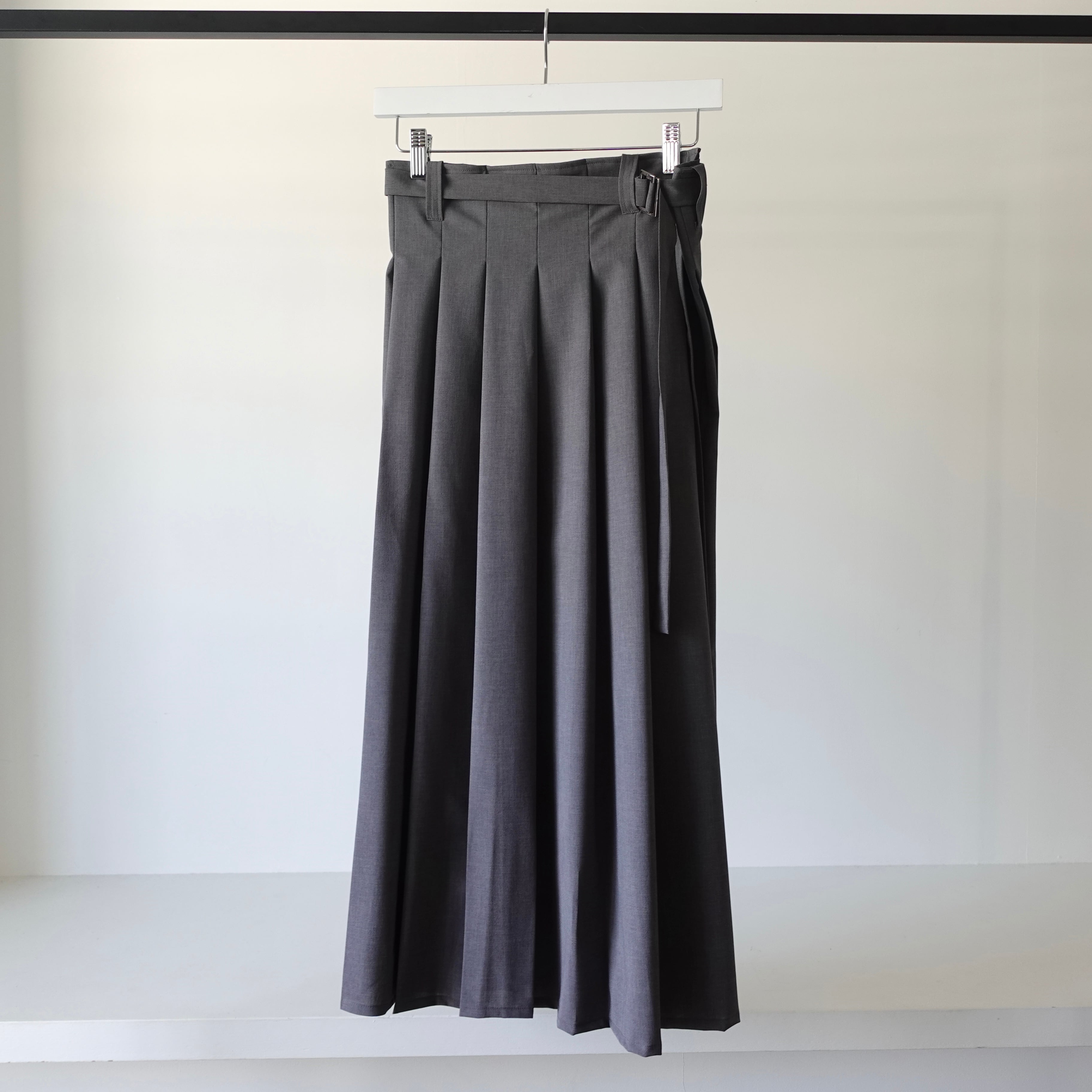 woolly like pleats wrap skirt