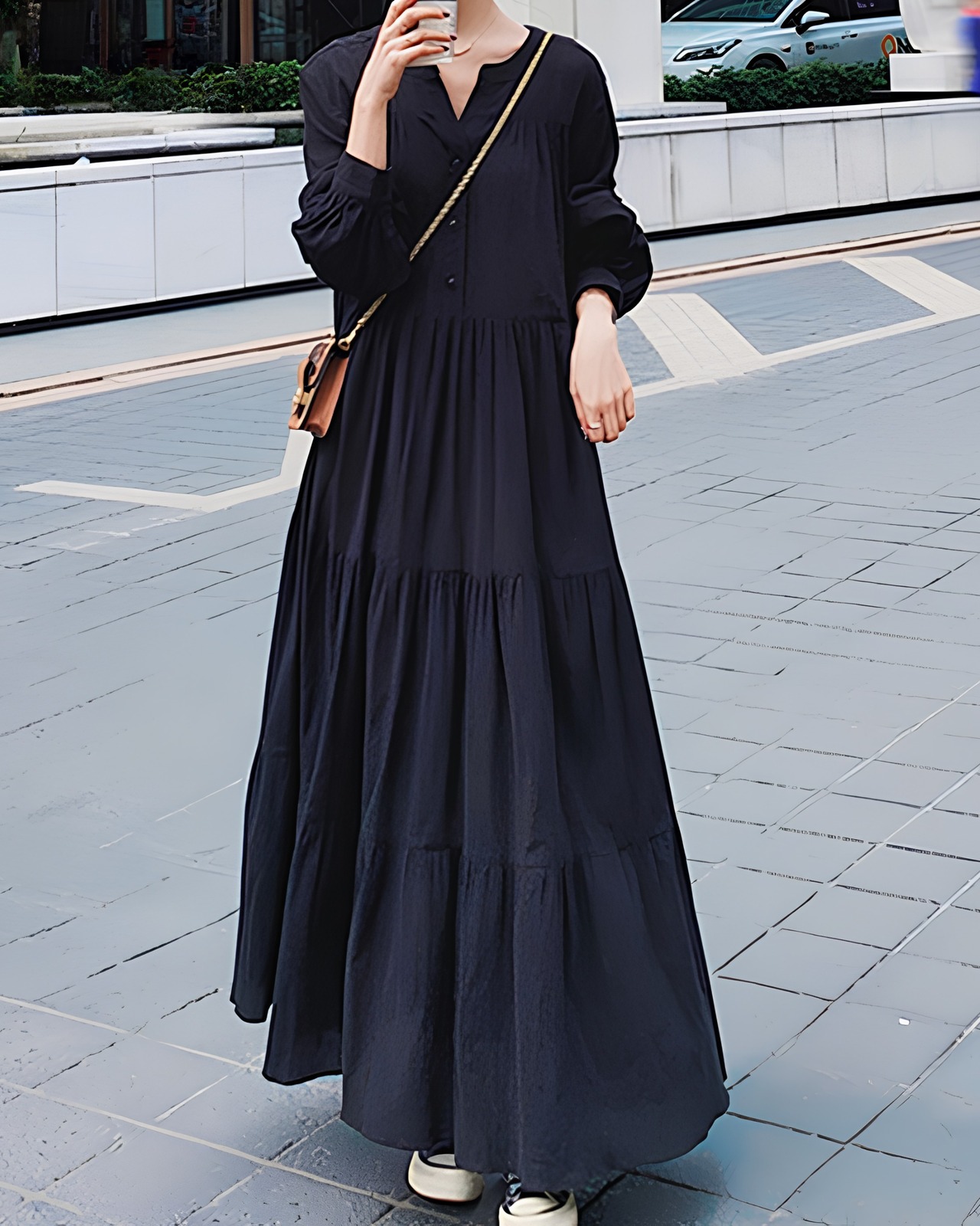 ふんわりティアードロングワンピース｜大人のリラックス黒ワンピ