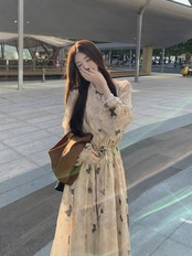 柄シフォンワンピース