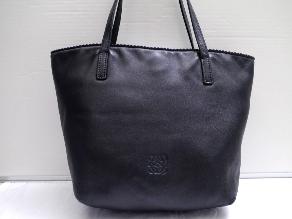 美品◇LOEWE ロエベ VIENTO ヴィエント スモール アナグラム ナッパ 