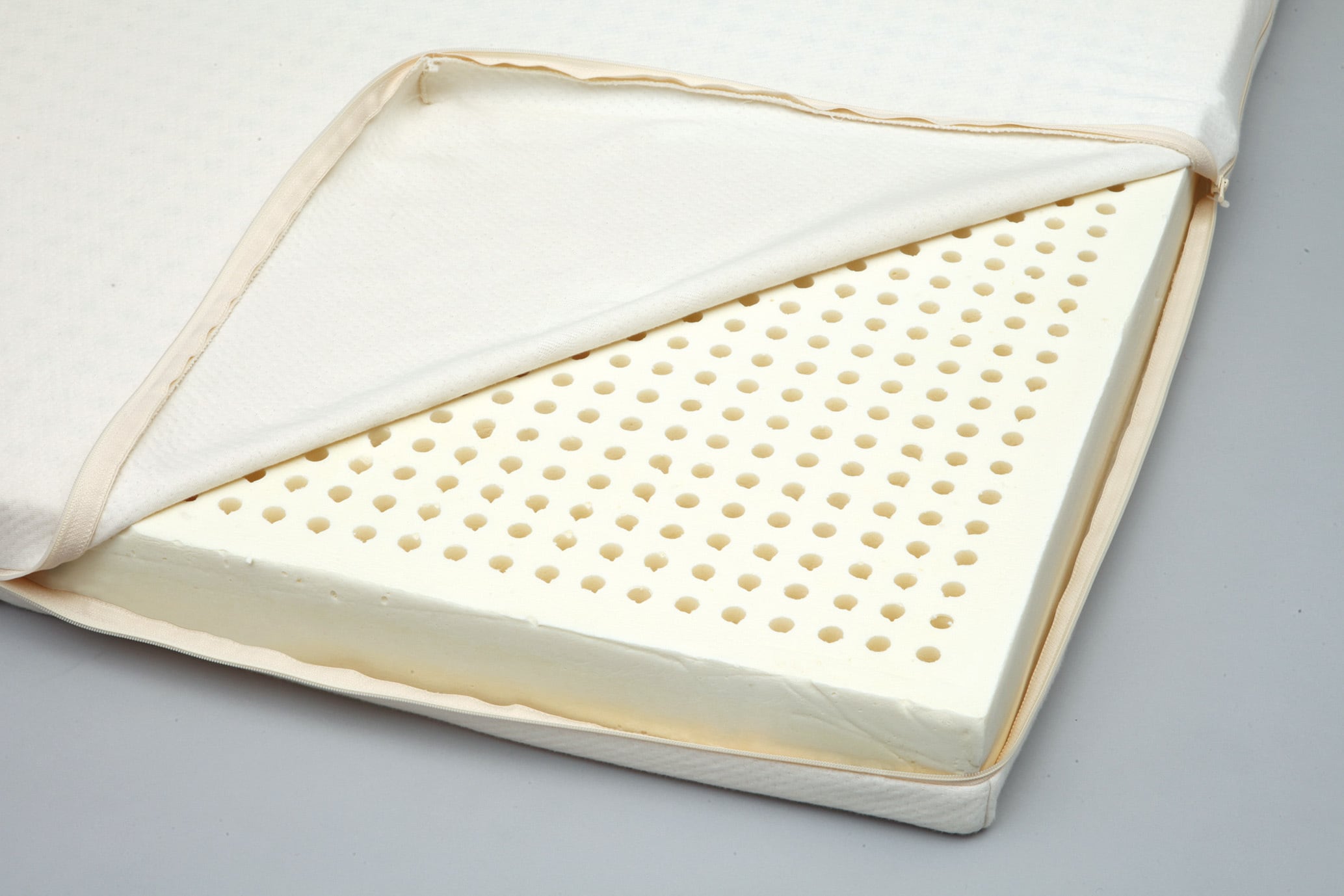 ヒュスラーネスト ラテックスマットレス（幅100cm・厚さ5cm） | La Vida