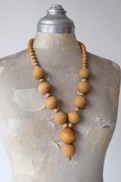 Wooden balls necklace