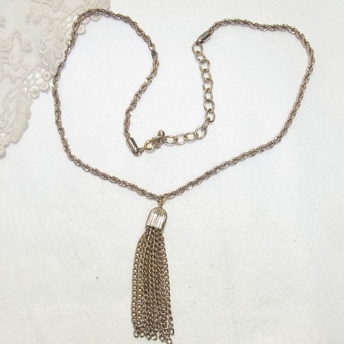 タッセルペンダントネックレス　ヴィンテージネックレスのセール通販　10663N