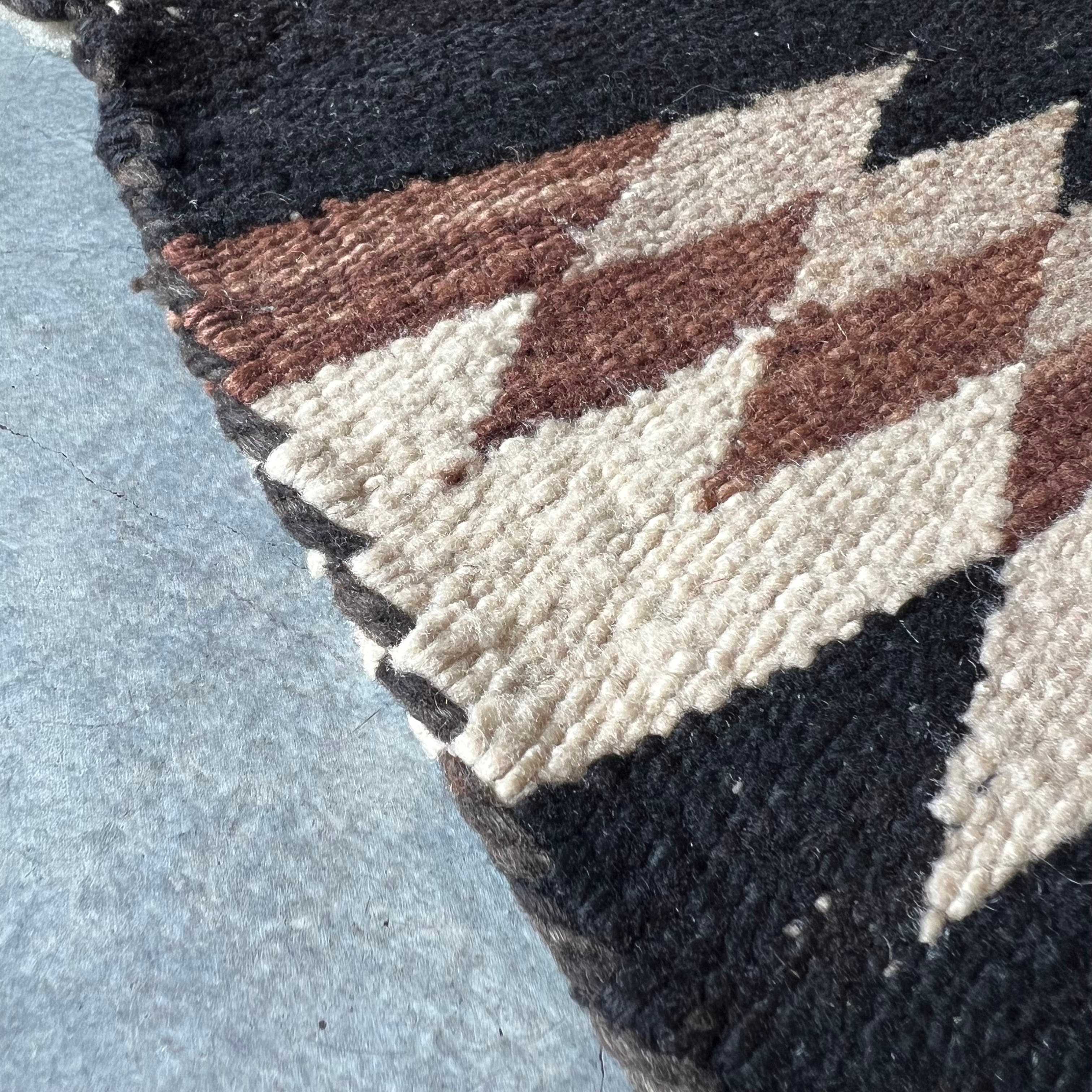 1950s-60s NAVAJO RUG | BUFF STOCK YARD