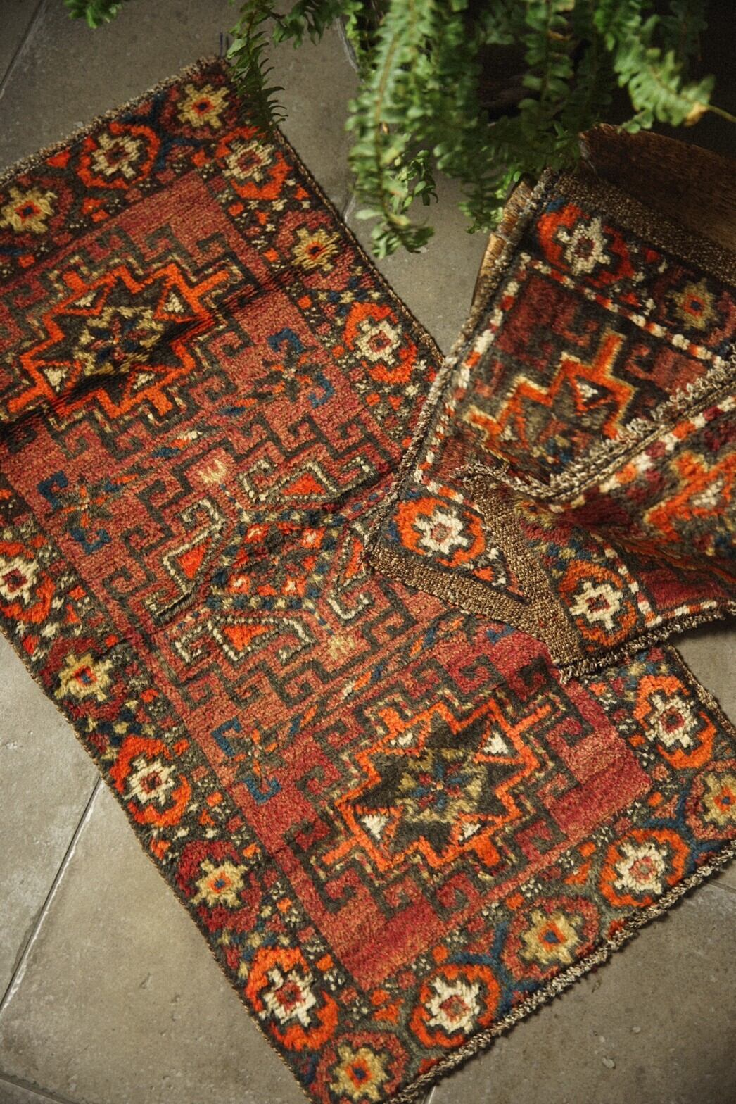 680 -Vintage Uzbek rug