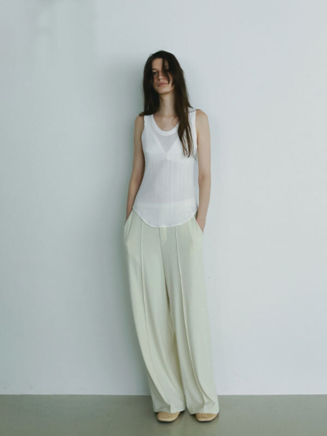 ETRE TOKYO ピンタックリラクシーパンツ