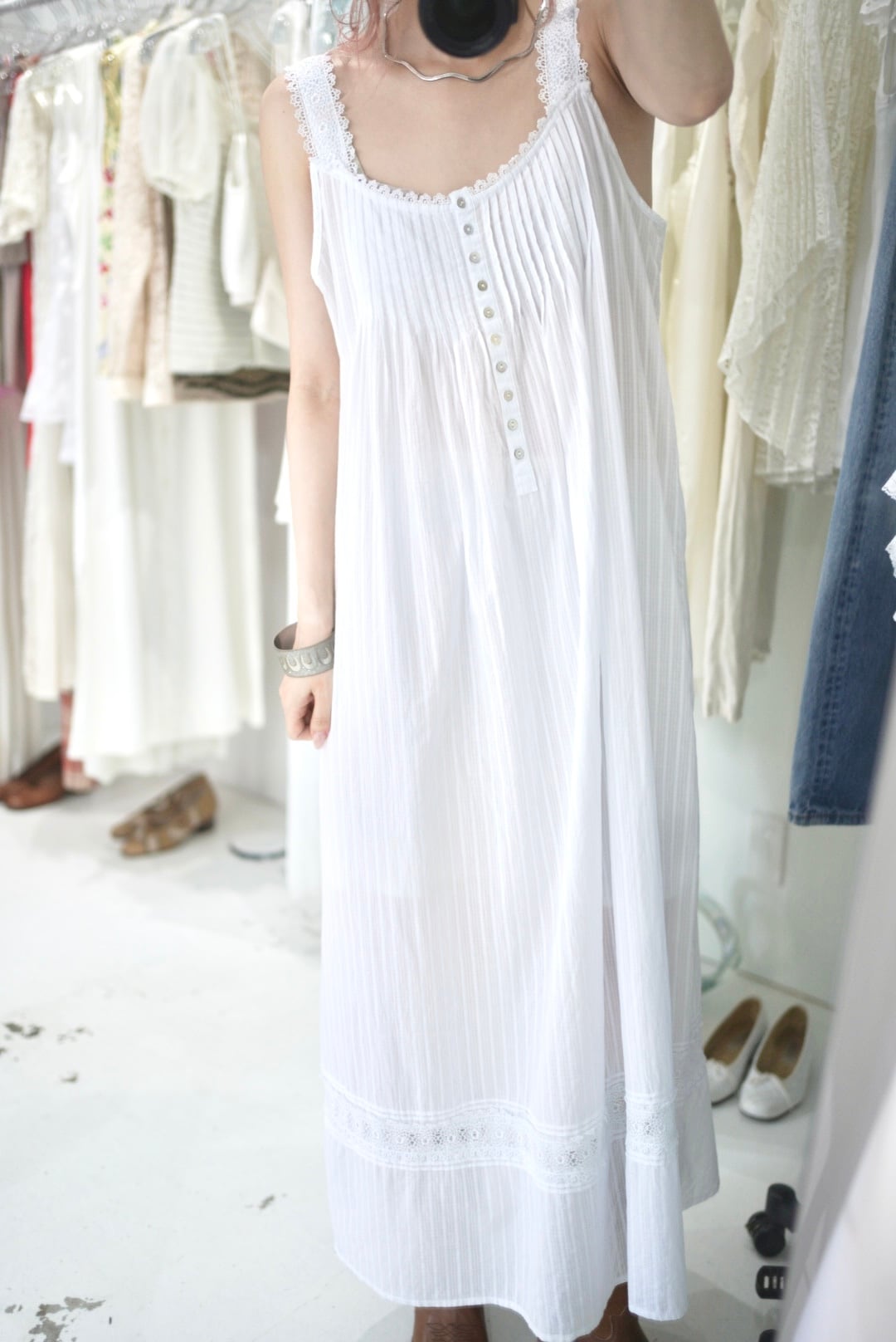 white lace long dress