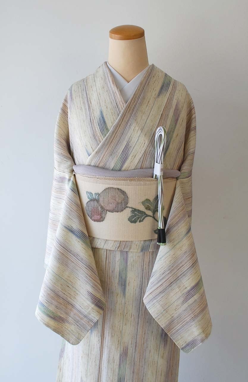単衣】生成り色 ぜんまい紬 縦縞に絣模様 単衣紬 | 大山キモノ・ちぇら