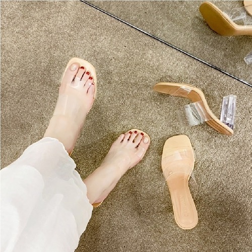 クリアヒールサンダル