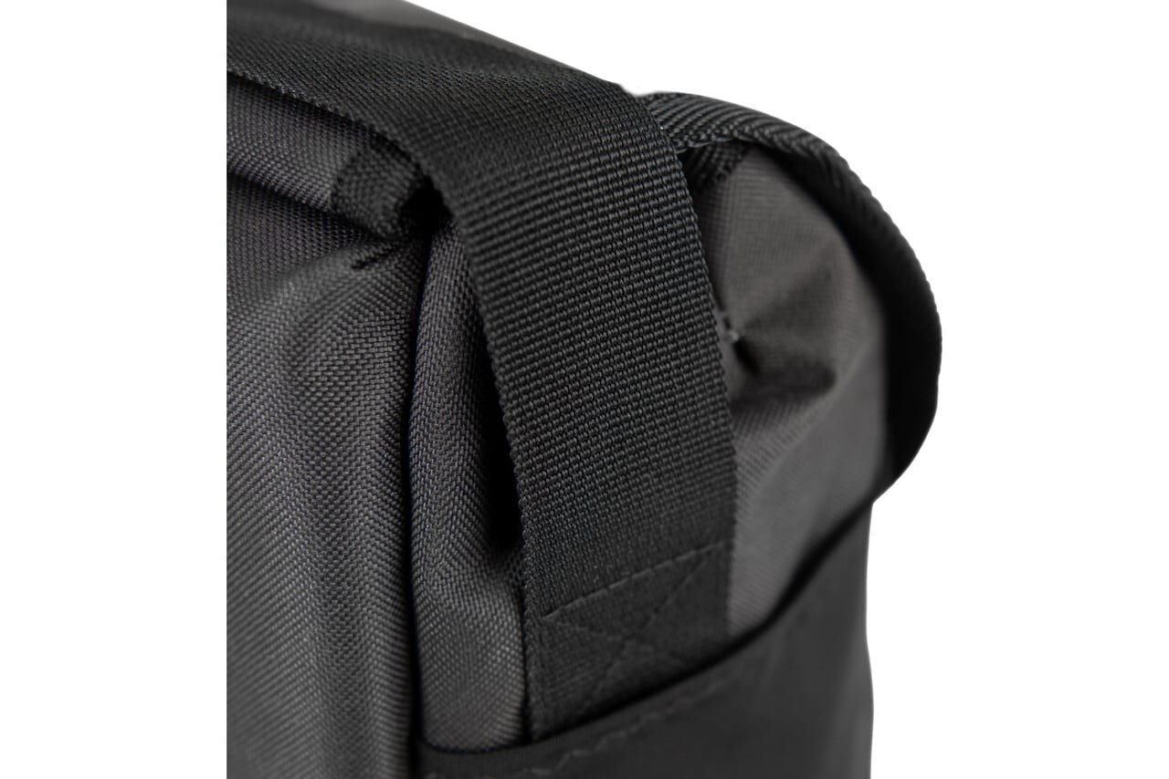 Metro bag M, Black, with frame [13L] | LORO ONLINE STORE