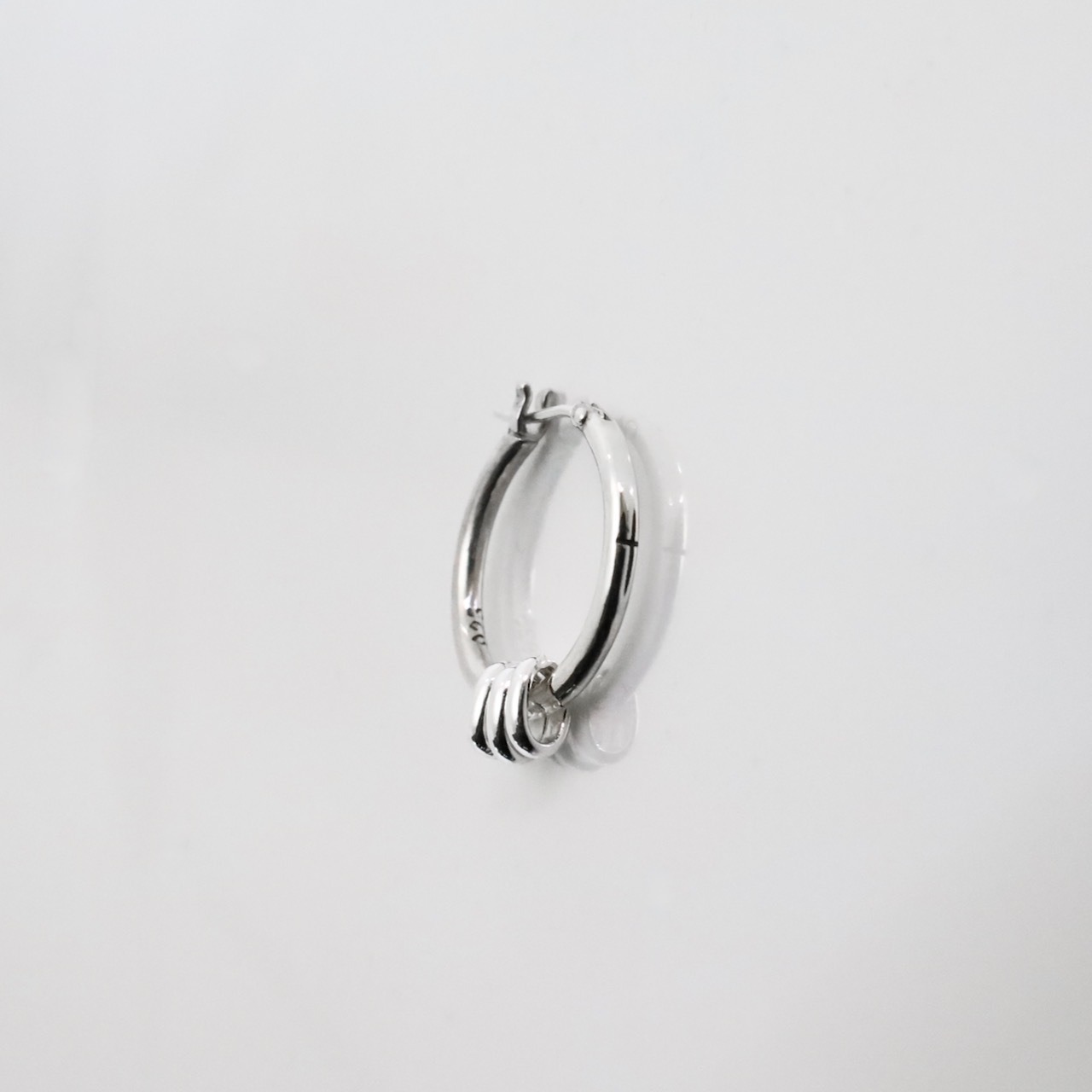 CROSS THIN HOOP [LARGE] with OVAL / クロスシンフープピアス L ウィズ オーバル
