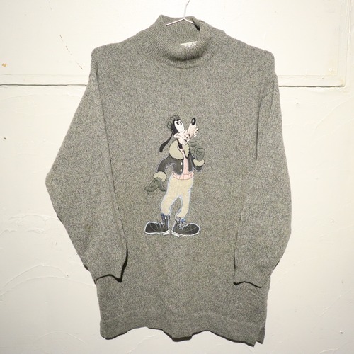 Character High Neck Knit Sweater Gray