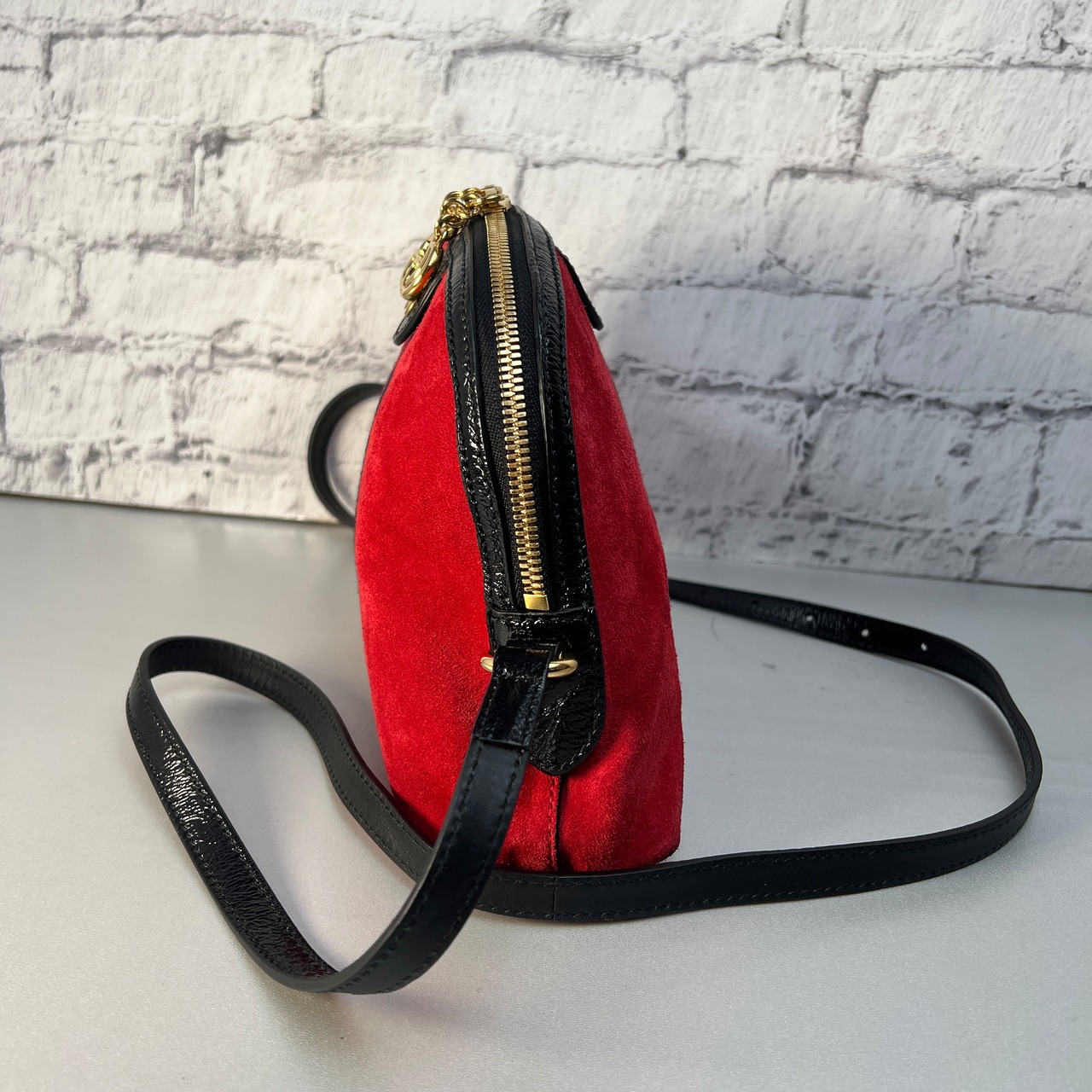 【最終処分SALE】GUCCI グッチ オフィディア ドーム  スエード レザー  ショルダーバッグ レッド A-11281