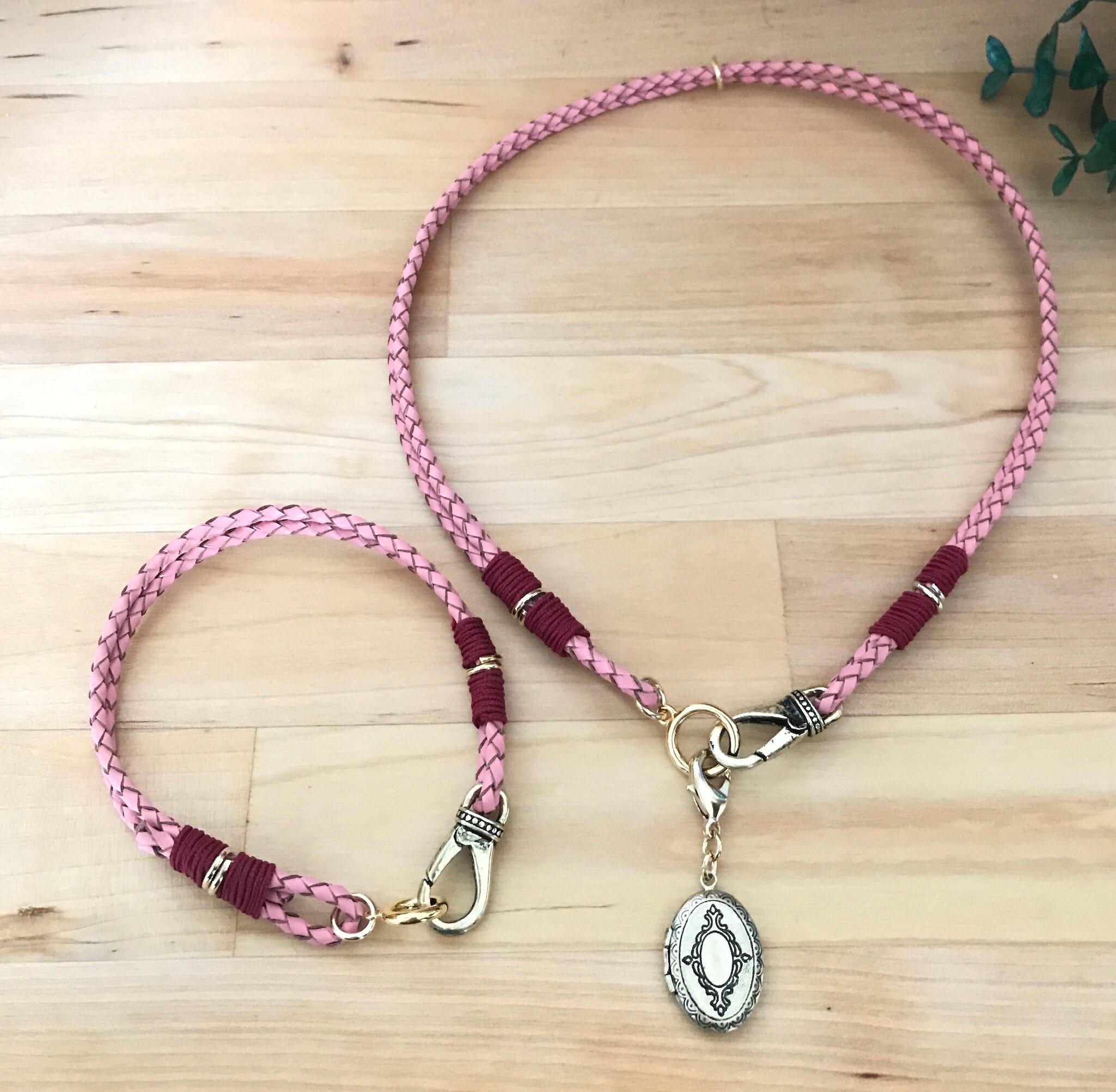 ペットとお揃い☆本革編み込みチョーカーとブレスレット | copel's