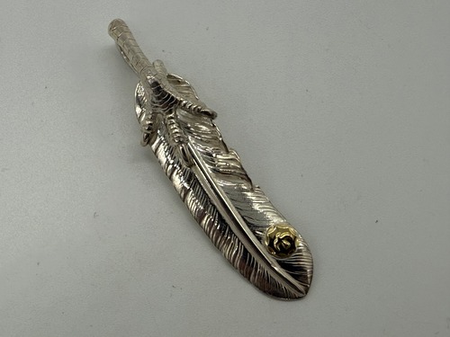 新品　銀爪メタル付特大フェザー左　現行15.71g