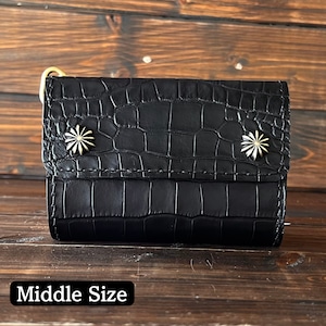 【Trucker Wallet“THE R.FOLD”—MIDDLE/クロコ型押し】