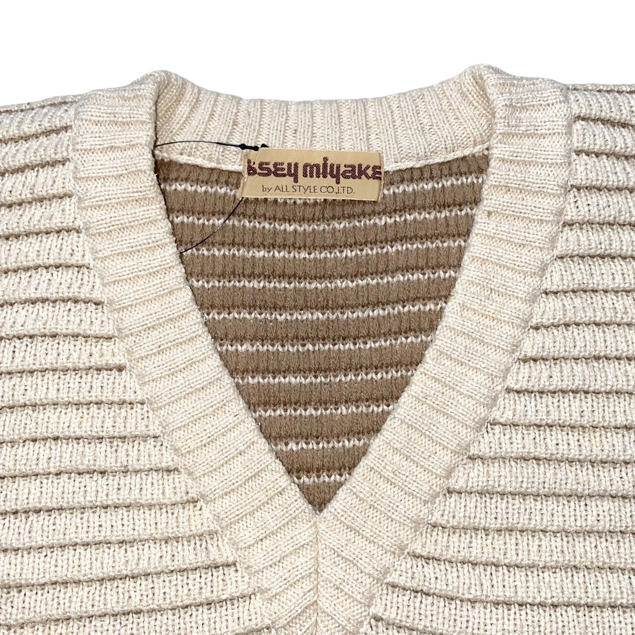 vintage 1970’s ISSEY MIYAKE V-neck sweater