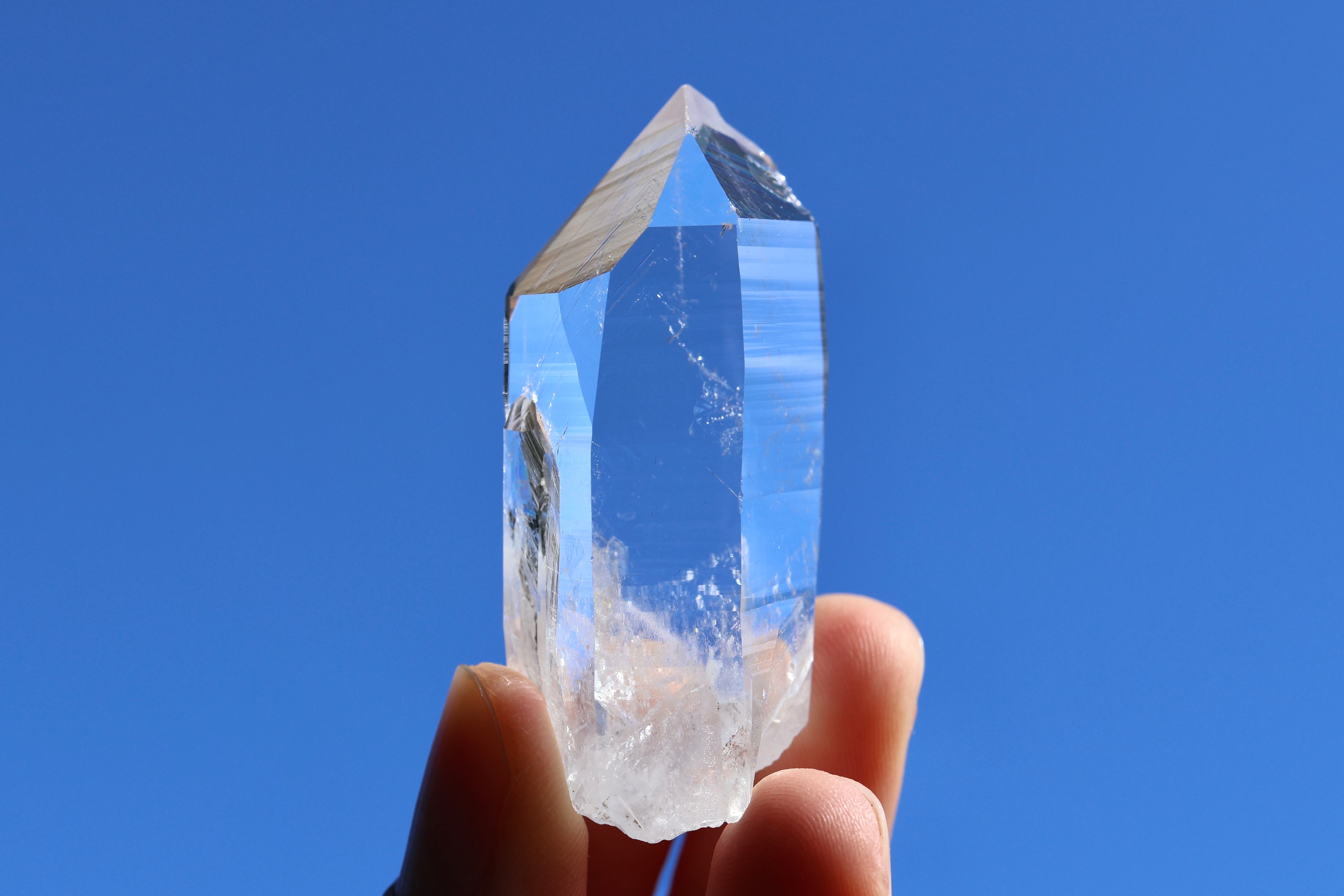 ヒマラヤ水晶 マカルー産 | 石垣島の夜光貝アクセサリーと ヒマラヤ水晶 マカルー産 | 石垣島の夜光貝アクセサリーと
