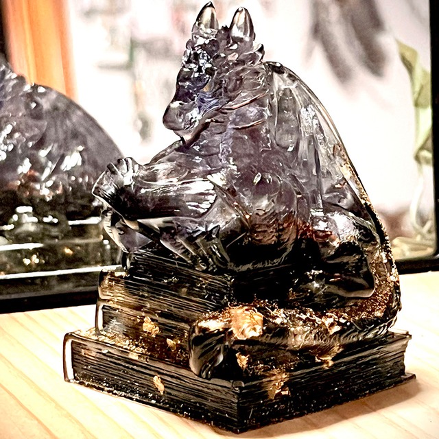 叡智を司るドラゴン像 オルゴナイト オブシディアン