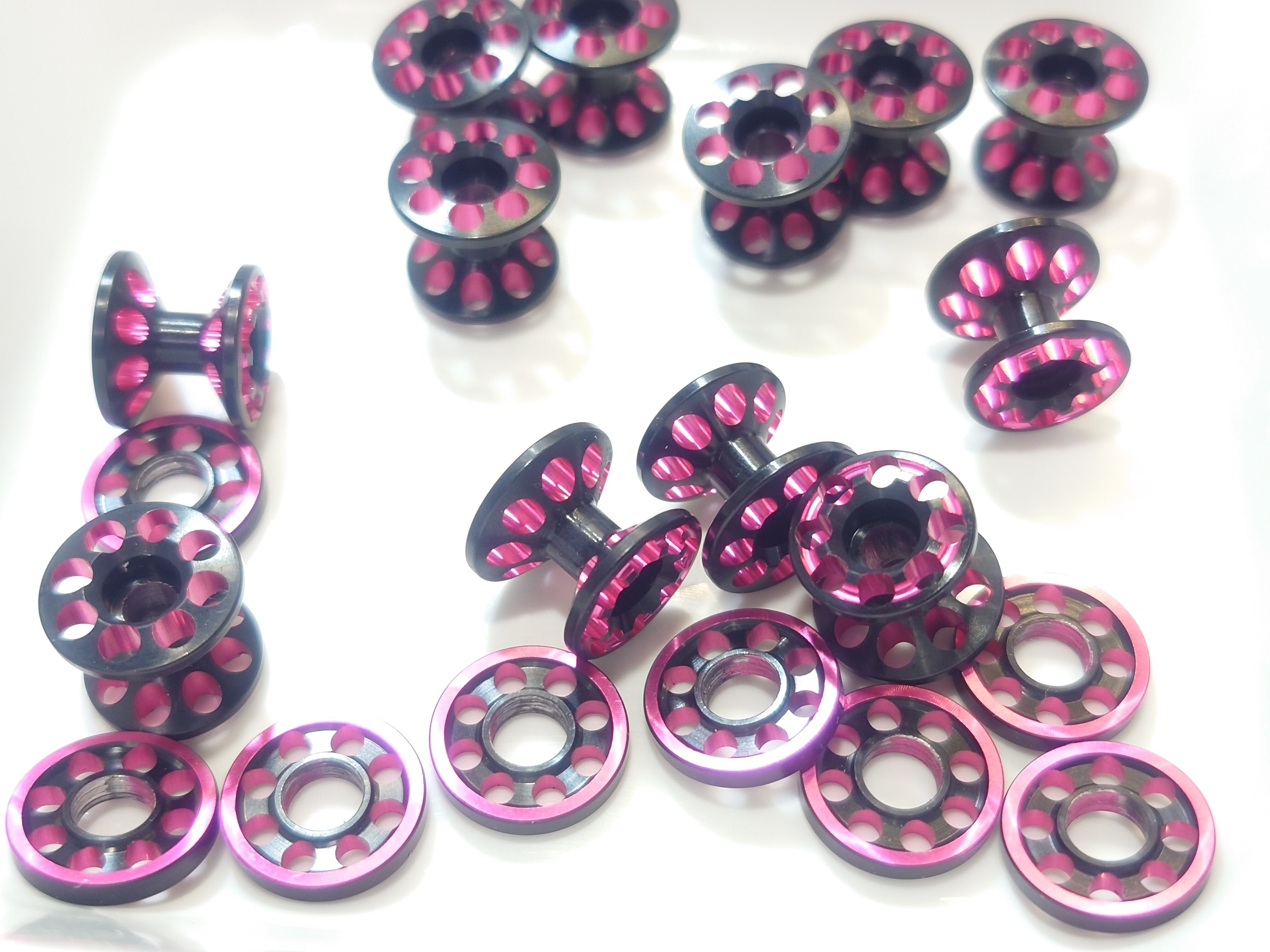 13mmオールアルミベアリングローラー 穴加工＋ダブルアルマイト