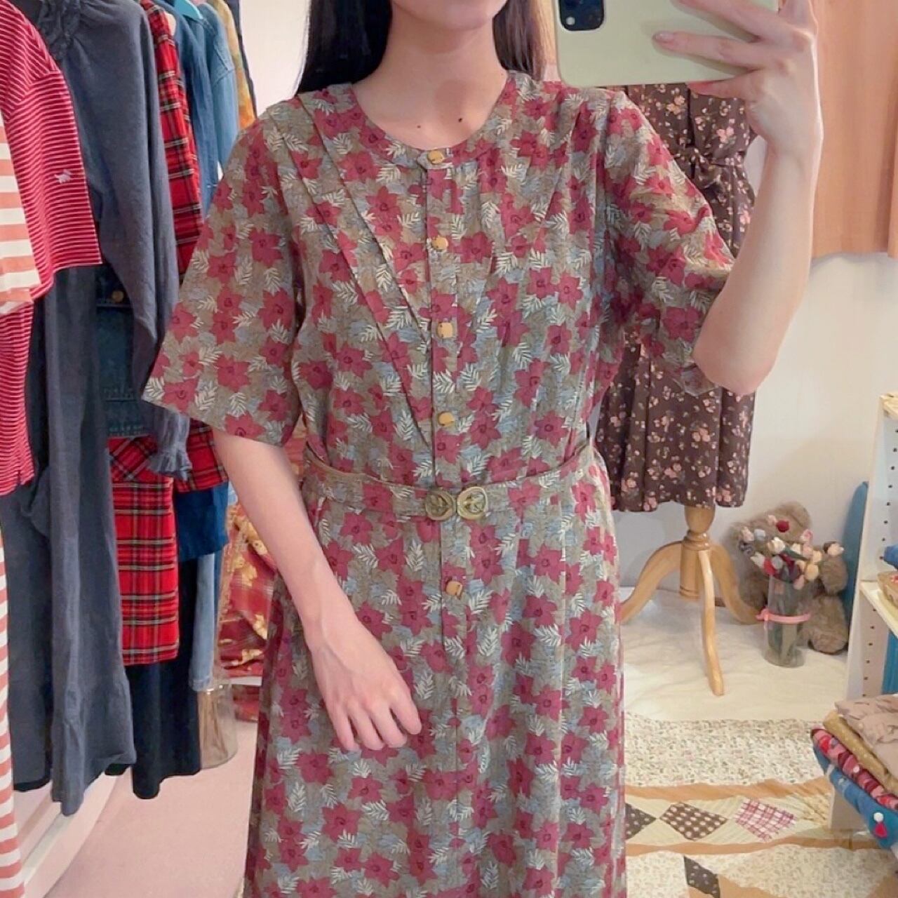 dark red leaf belt one-piece
