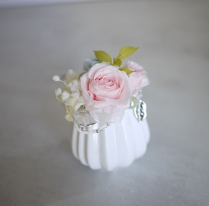 プリザーブドフラワーアレンジメント Mignon (ミニョン) プリザーブドフラワーアレンジメント Mignon (ミニョン)