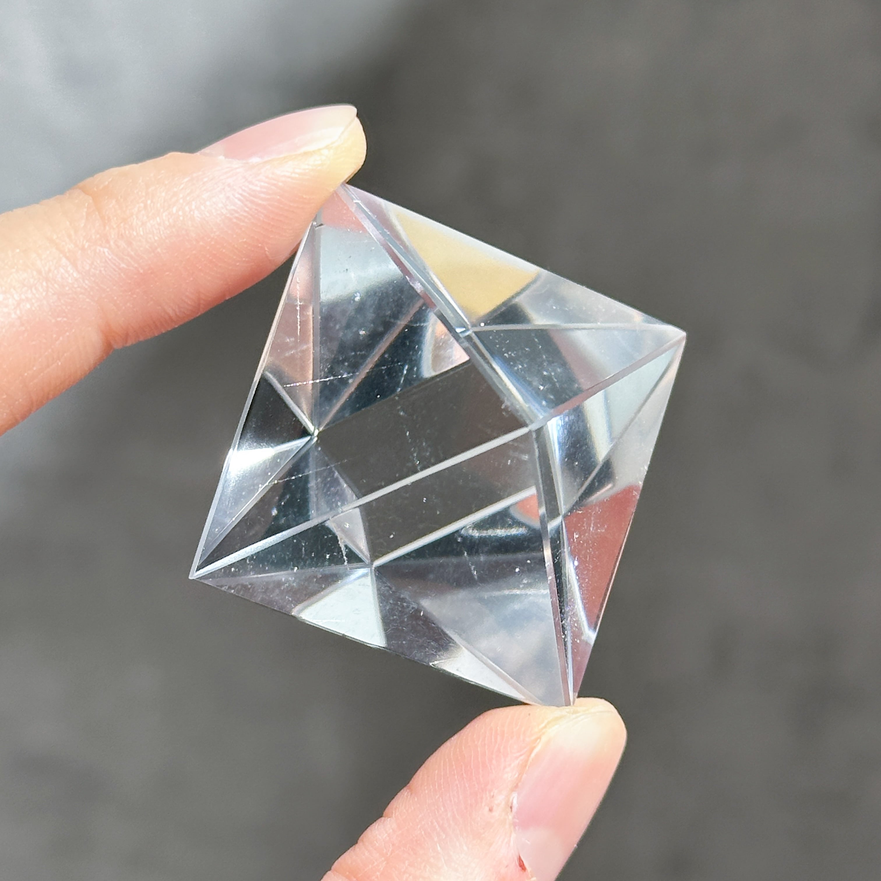 ミナスジェライス産クリアクォーツ 正八面体（オクタヒドロン）11