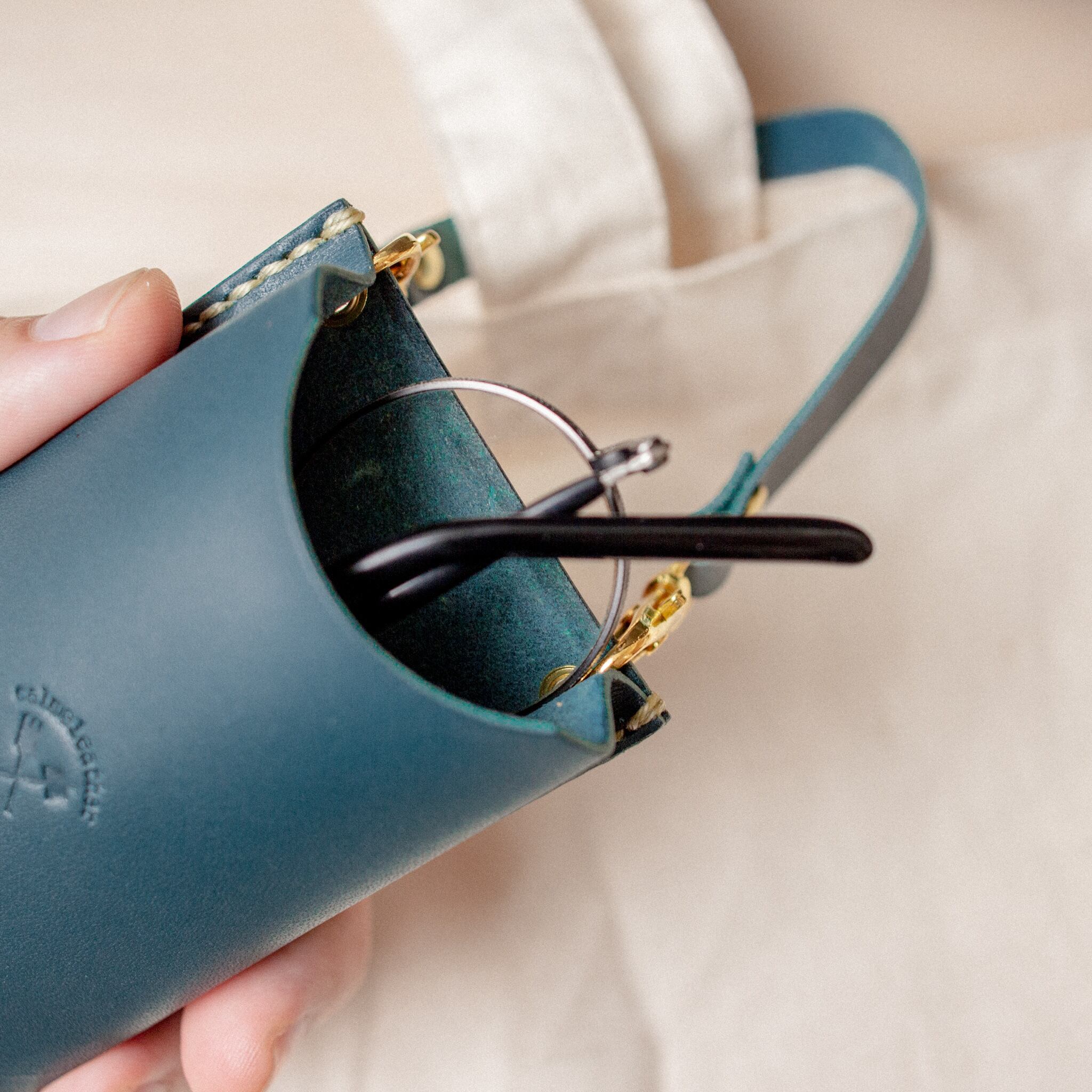 mimoza♡.・＊様オーダー⚮̈ハンドメイドメガネケース・バッグ・三角鍋