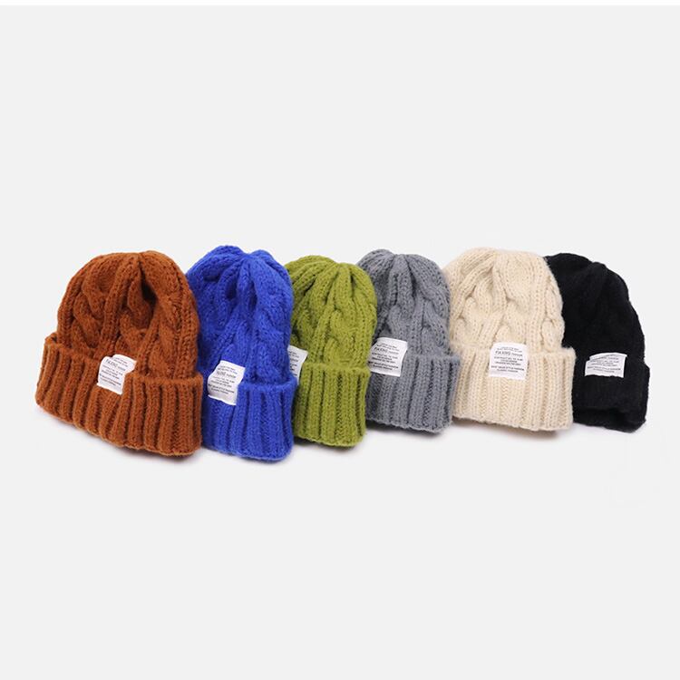 ★TWISTED WOOL KNIT HAT　　25189