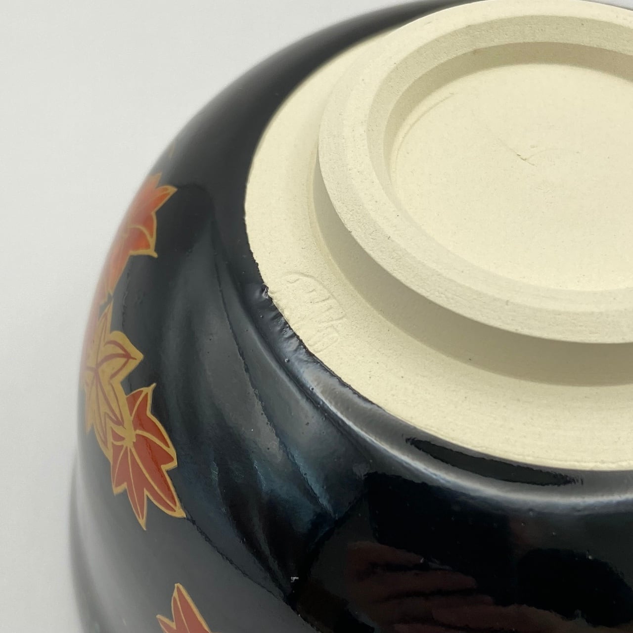 新品】茶碗 黒仁清 紅葉 宮地英香 紙箱入 | 錦玉堂オンラインショップ