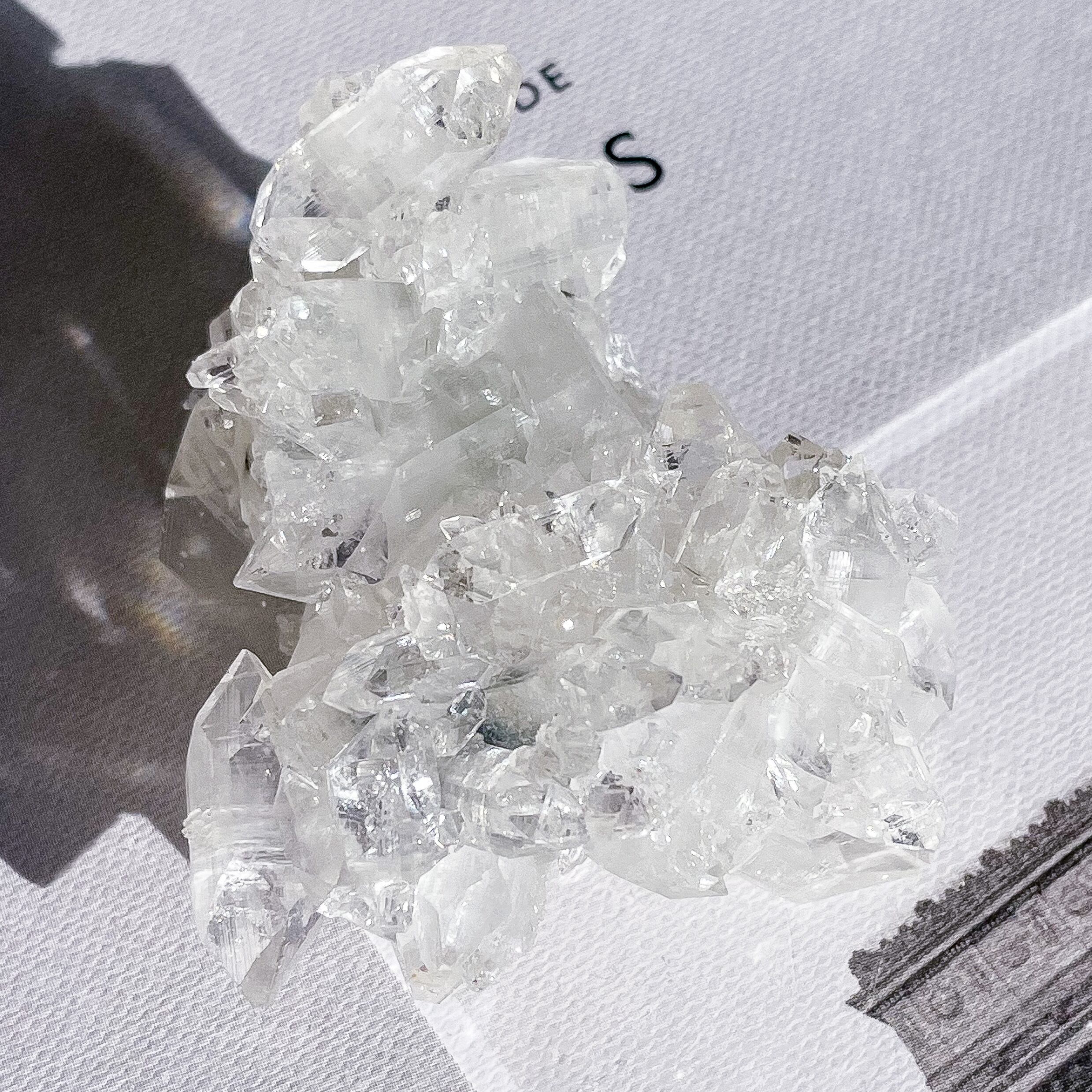 Druzy Apophyllite Cluster 5 ✧ ドゥルージーアポフィライト