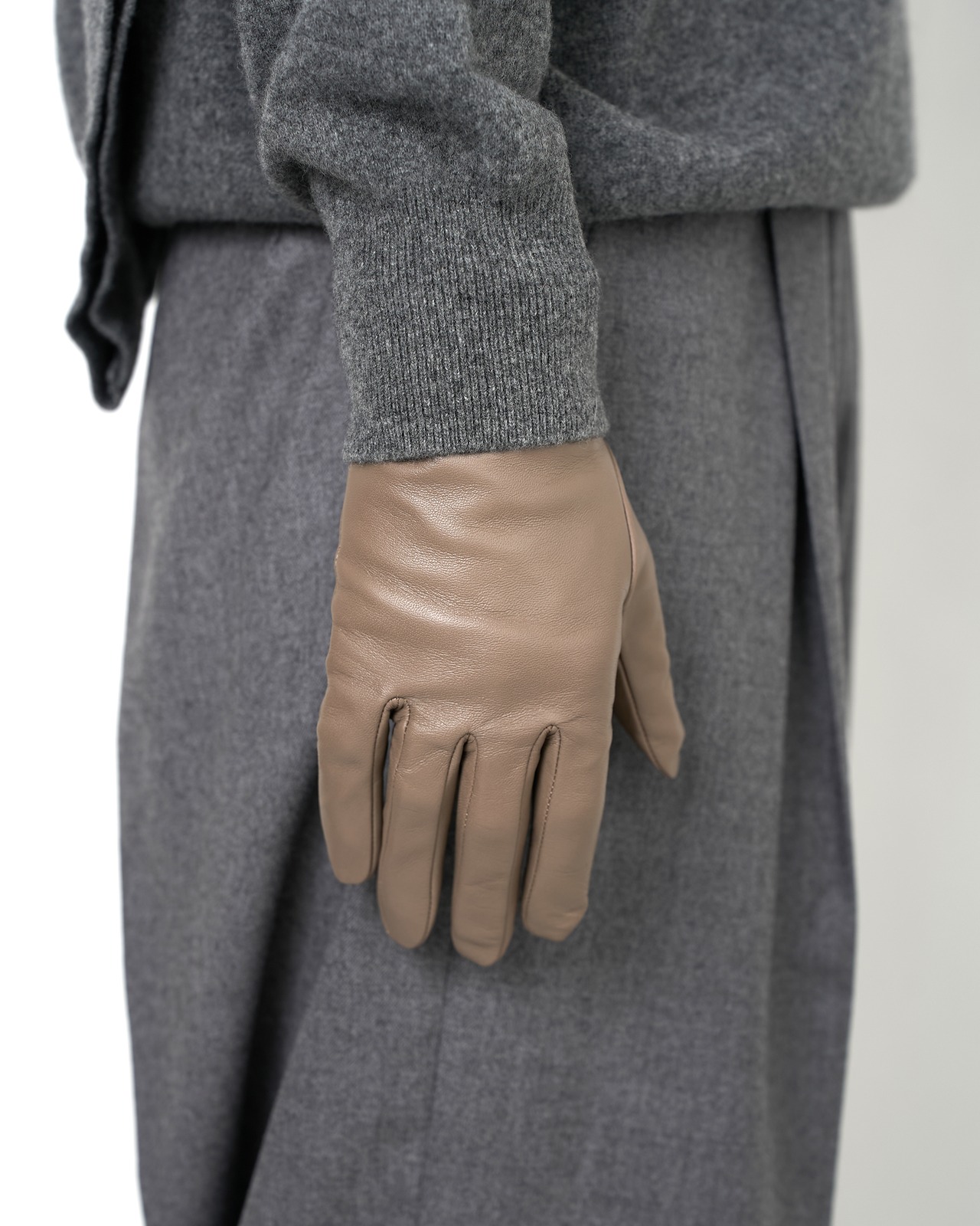 ssstein "LEATHER GLOVE〔OLIVE〕"