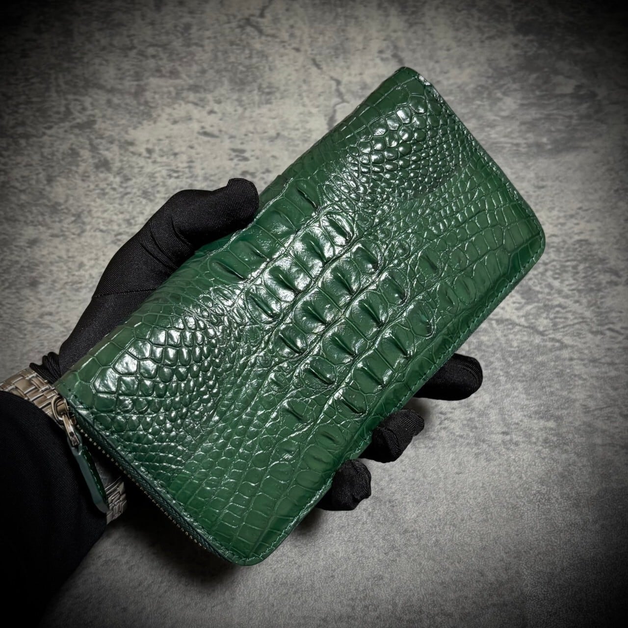 クロコダイル メンズ財布 長財布 ワニ革 ラウンドファスナー 一枚革